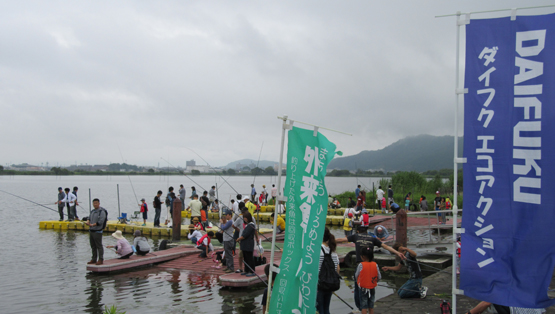 琵琶湖外来魚駆除釣り活動